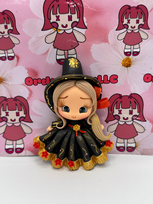 Mariachi Girl